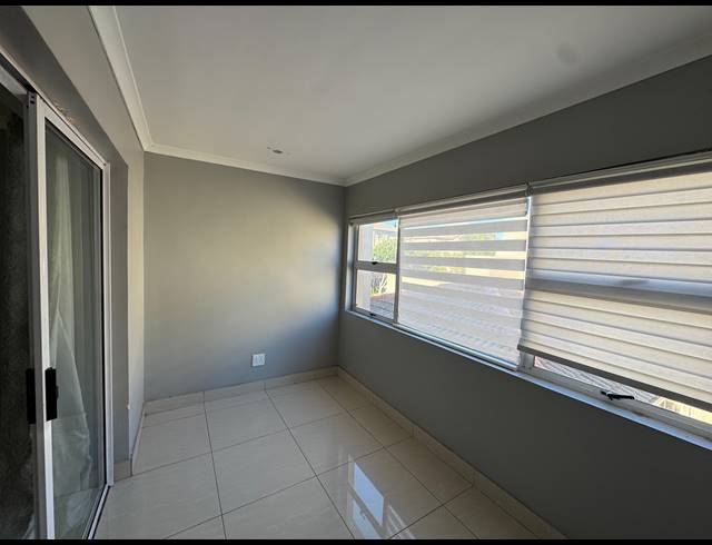 3 BEDROOM APARTMENT TO LET IN ROYAL ASCOT